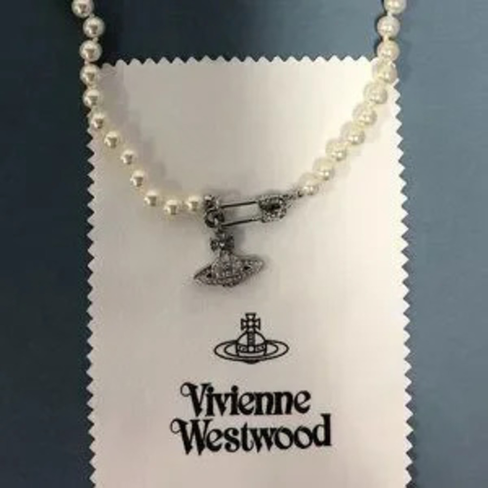 Vivienne Westwood Lucrece Necklace Silver Tone